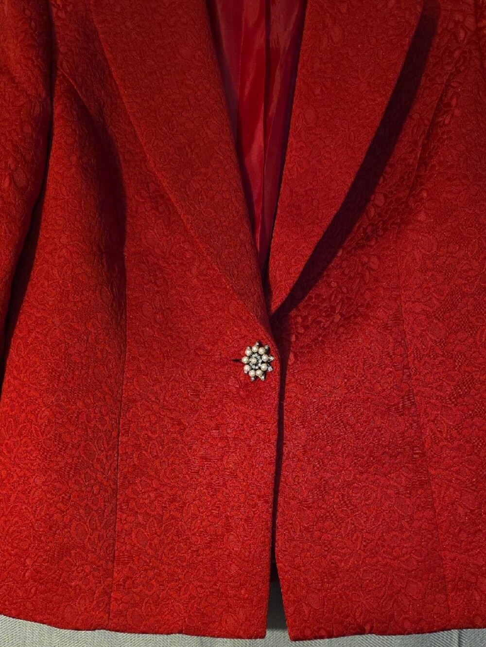Red Textured Single-Button Blazer - Picture 3 of 5